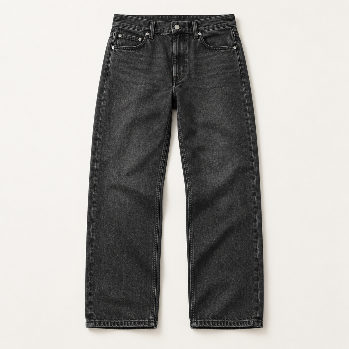 COMMON FORM Relaxed Jean in Washed Black